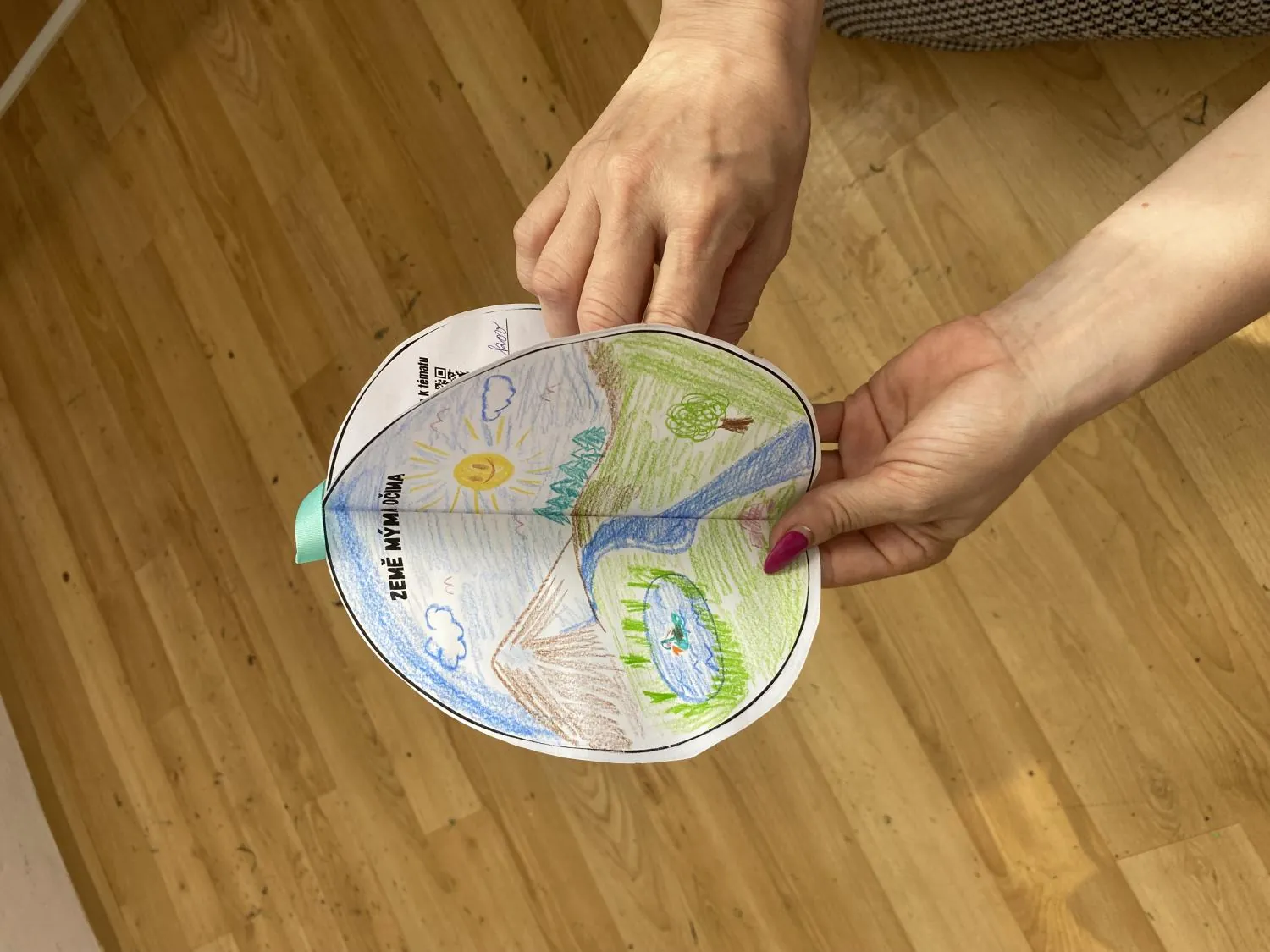 DEN ZEMĚ – Interaktivní 3D model Zeměkoule s bonusem QR kódů skrývajících videa – náhled 4